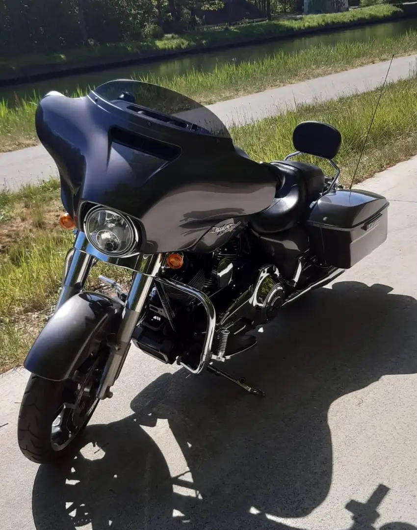 Harley-Davidson Street Glide 103 - 1