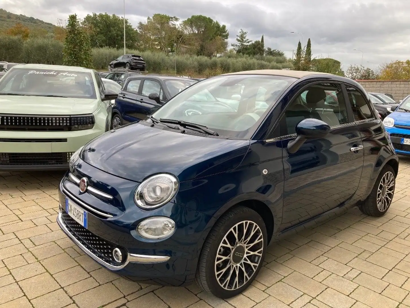 Fiat 500 C 1.0 Hybrid Bleu - 1