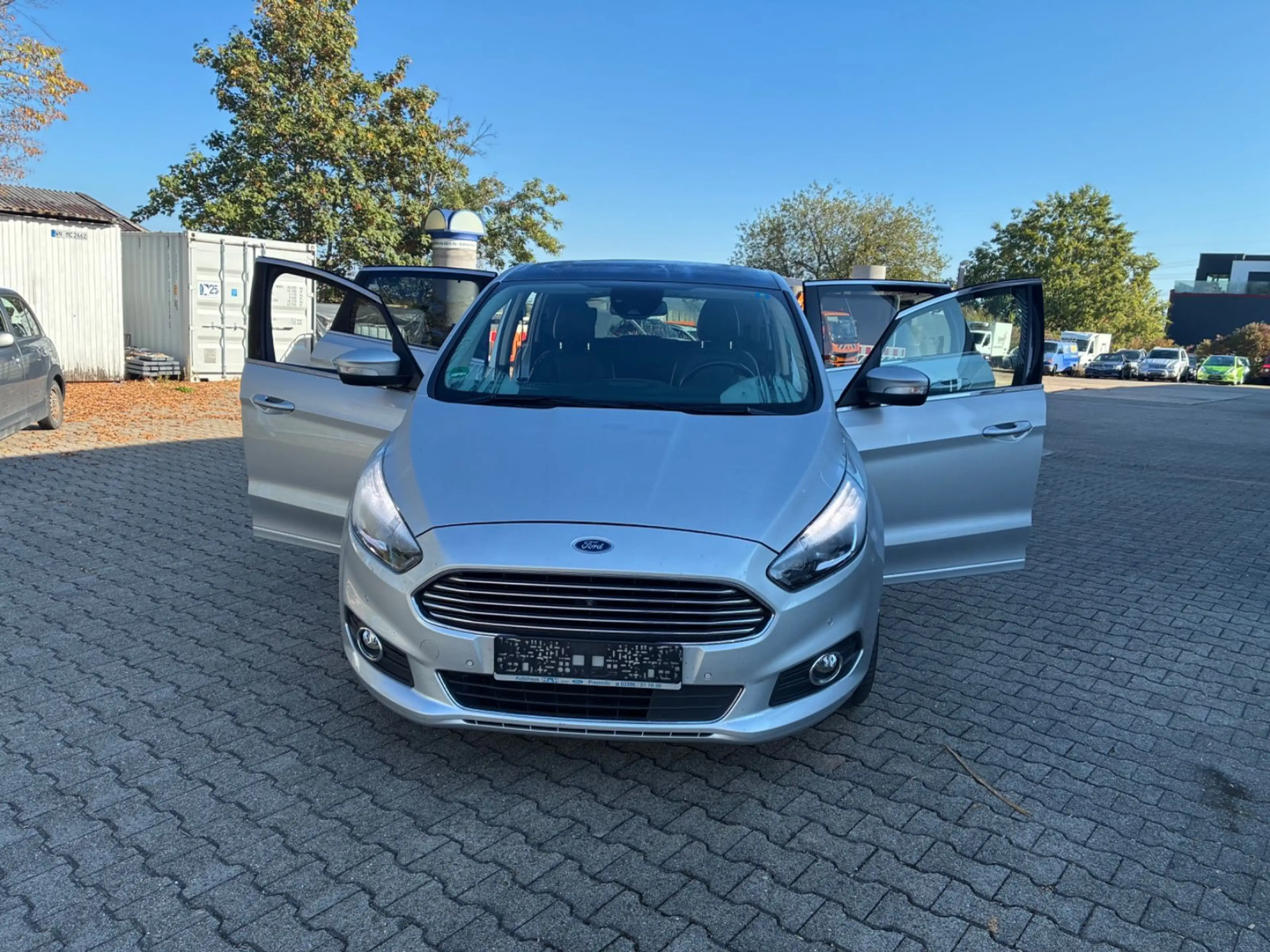 Ford S-Max S-MAX Titanium AWD — photo 10