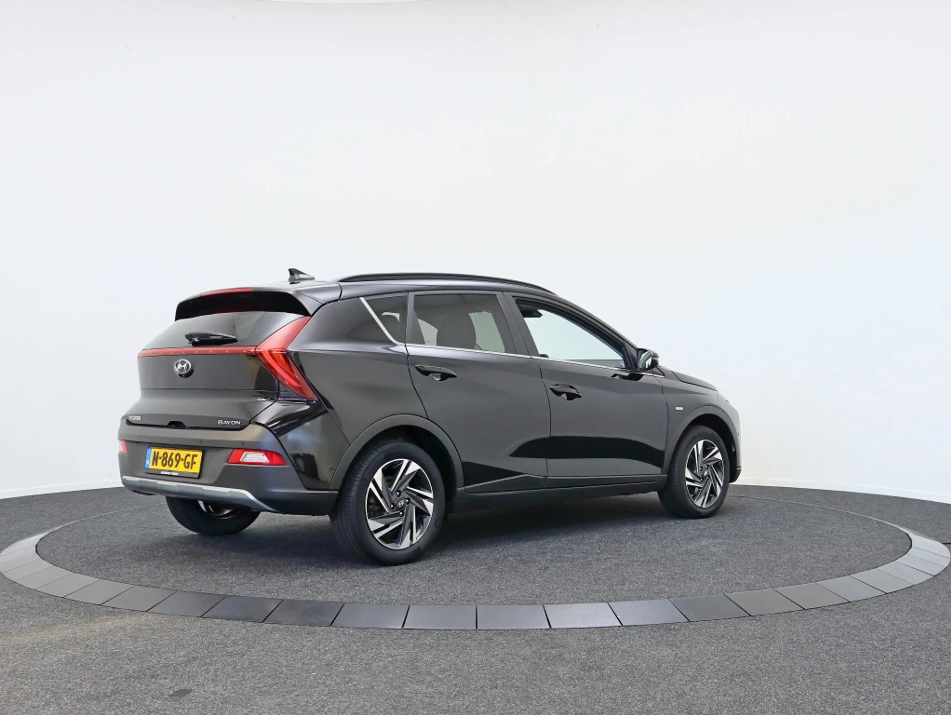 Hyundai BAYON 1.0 T-GDI Premium — photo 2