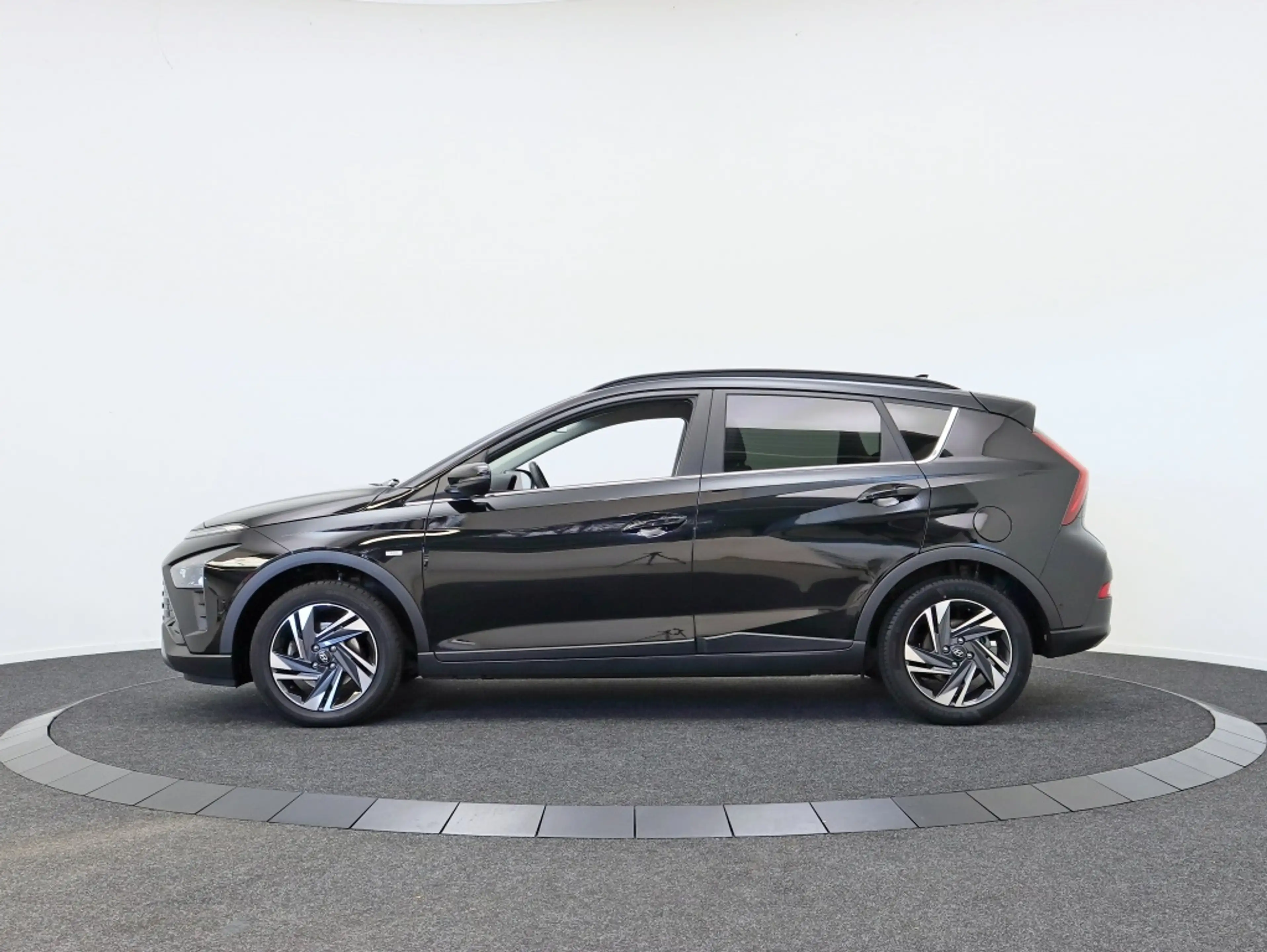 Hyundai BAYON 1.0 T-GDI Premium — photo 6