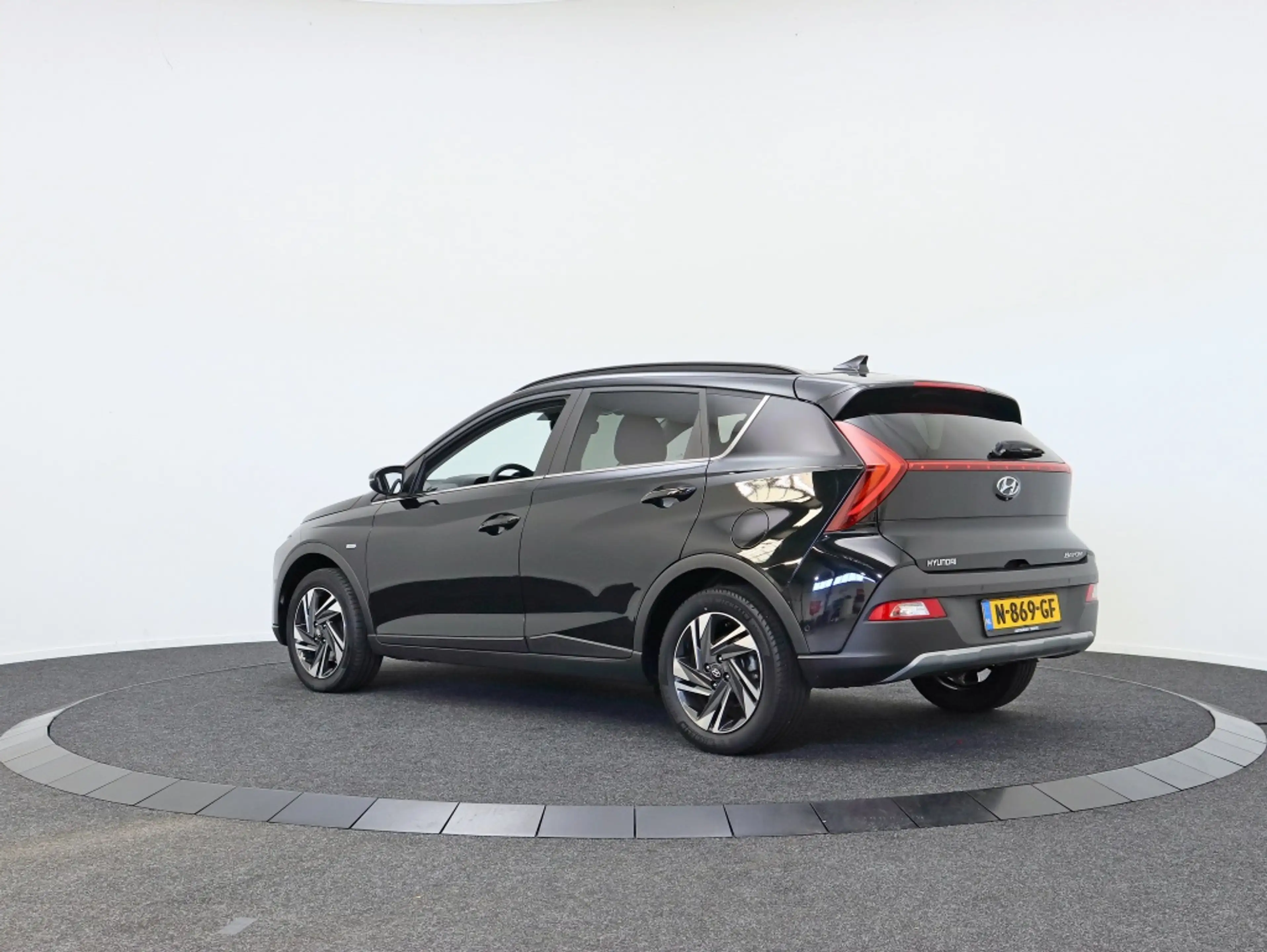 Hyundai BAYON 1.0 T-GDI Premium — photo 8