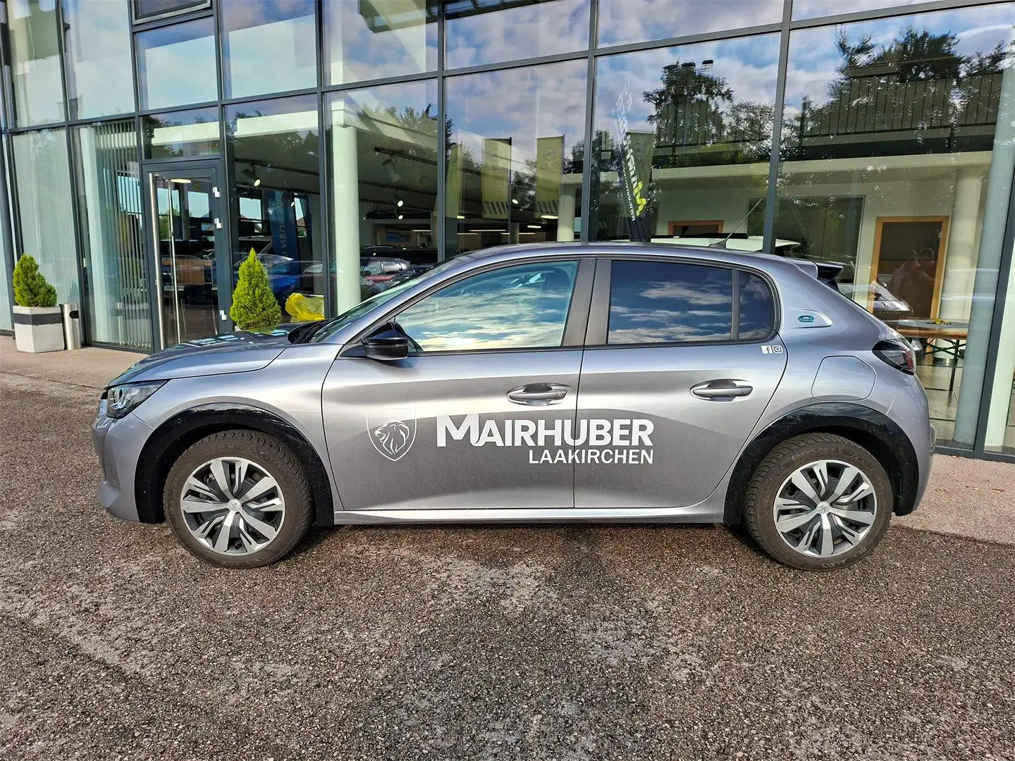 Peugeot e-208 50kWh Active Pack Argent - 2