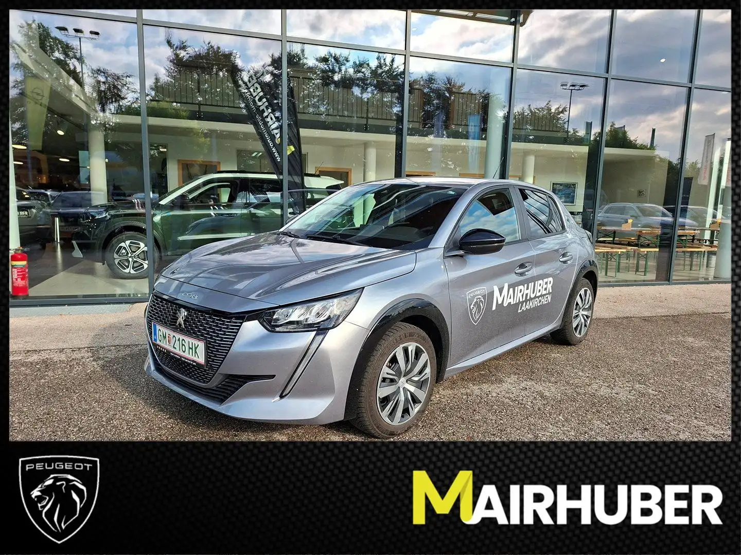 Peugeot e-208 50kWh Active Pack Silber - 1