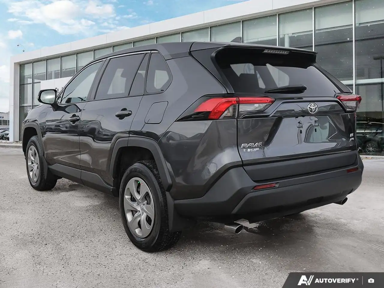 Toyota RAV 4 снимка Toyota RAV 4