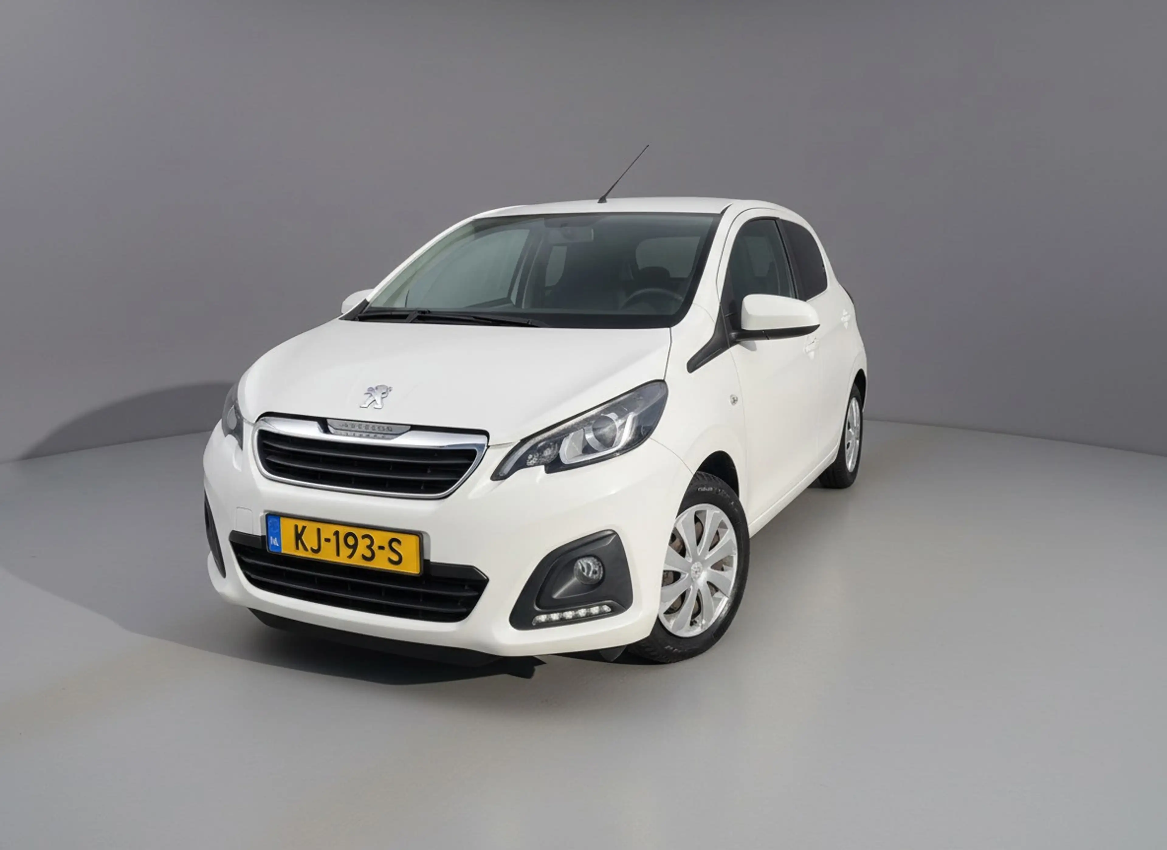 Peugeot 108 1.0 e-VTi Active, Airco, bluetooth audio — photo 2