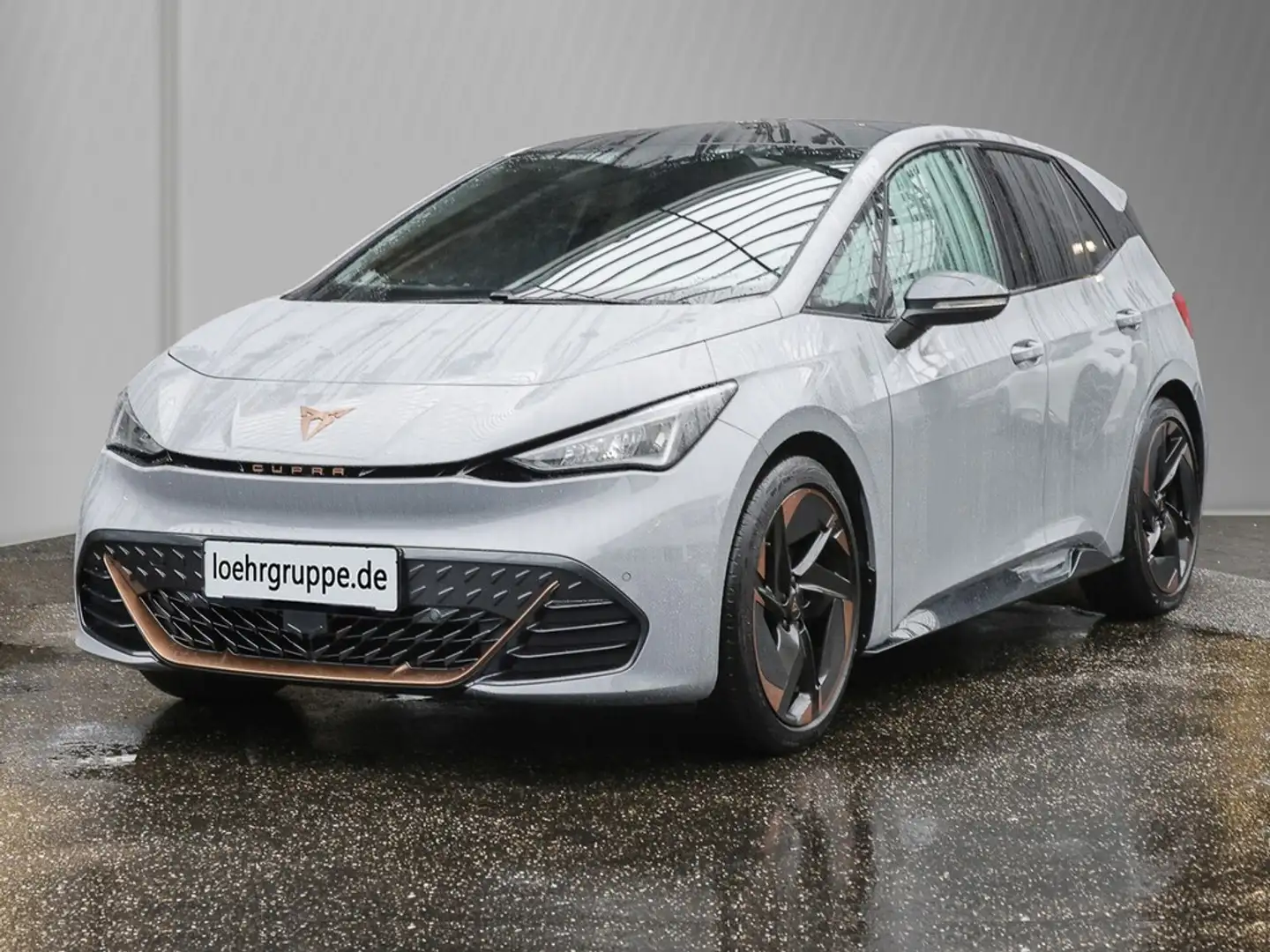 CUPRA Born 170kW Navi/Pano/RFK Grau - 2