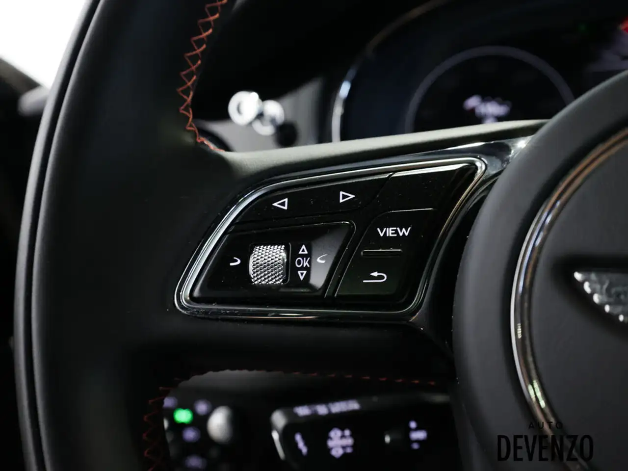 Bentley Bentayga снимка Bentley Bentayga