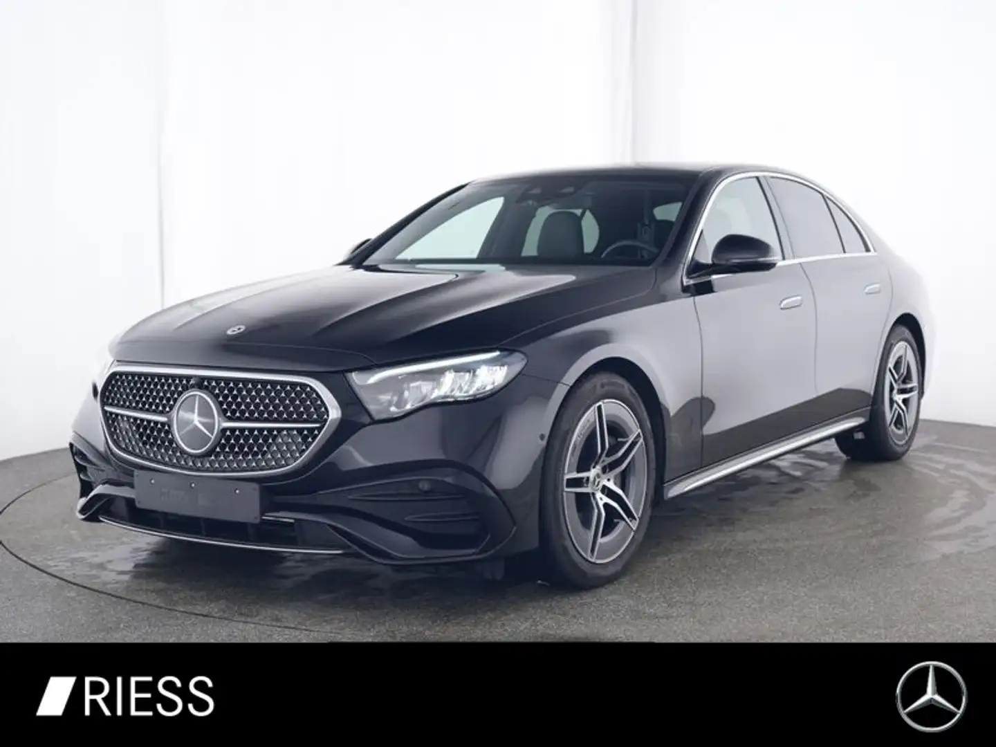 Mercedes-Benz E 220 d AMG Sport Distr Pano Burme Wide Kamera Black - 1