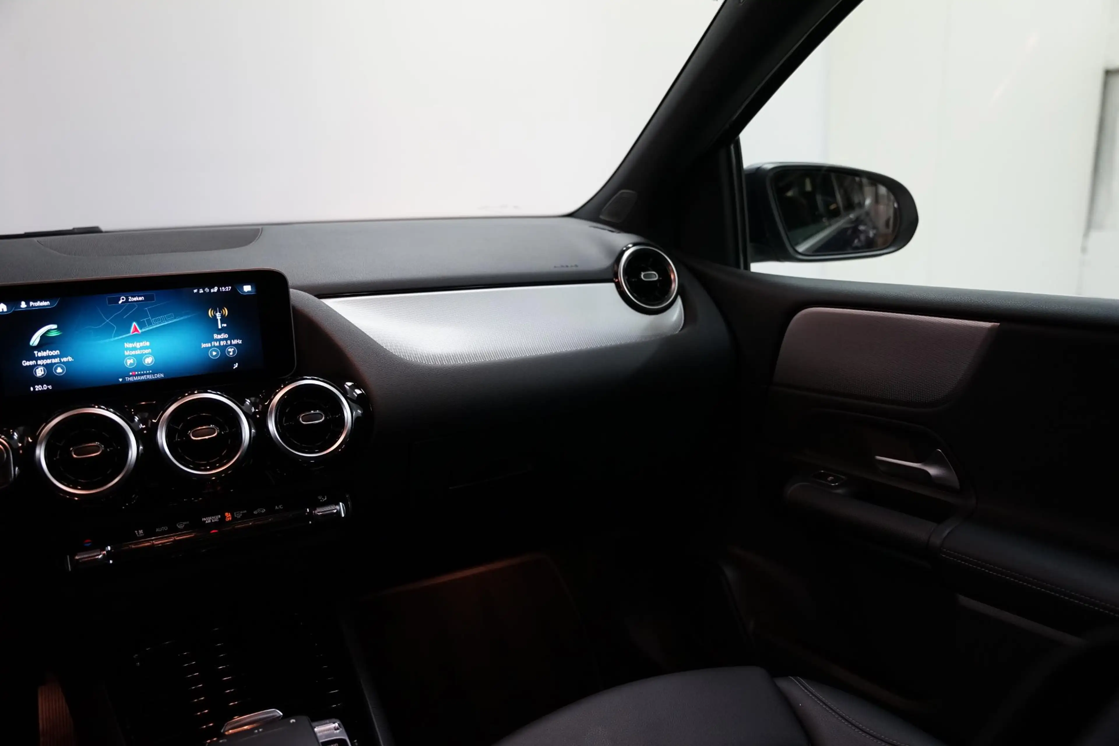 Mercedes-Benz B 180 B d DCT Business Solution — photo 14