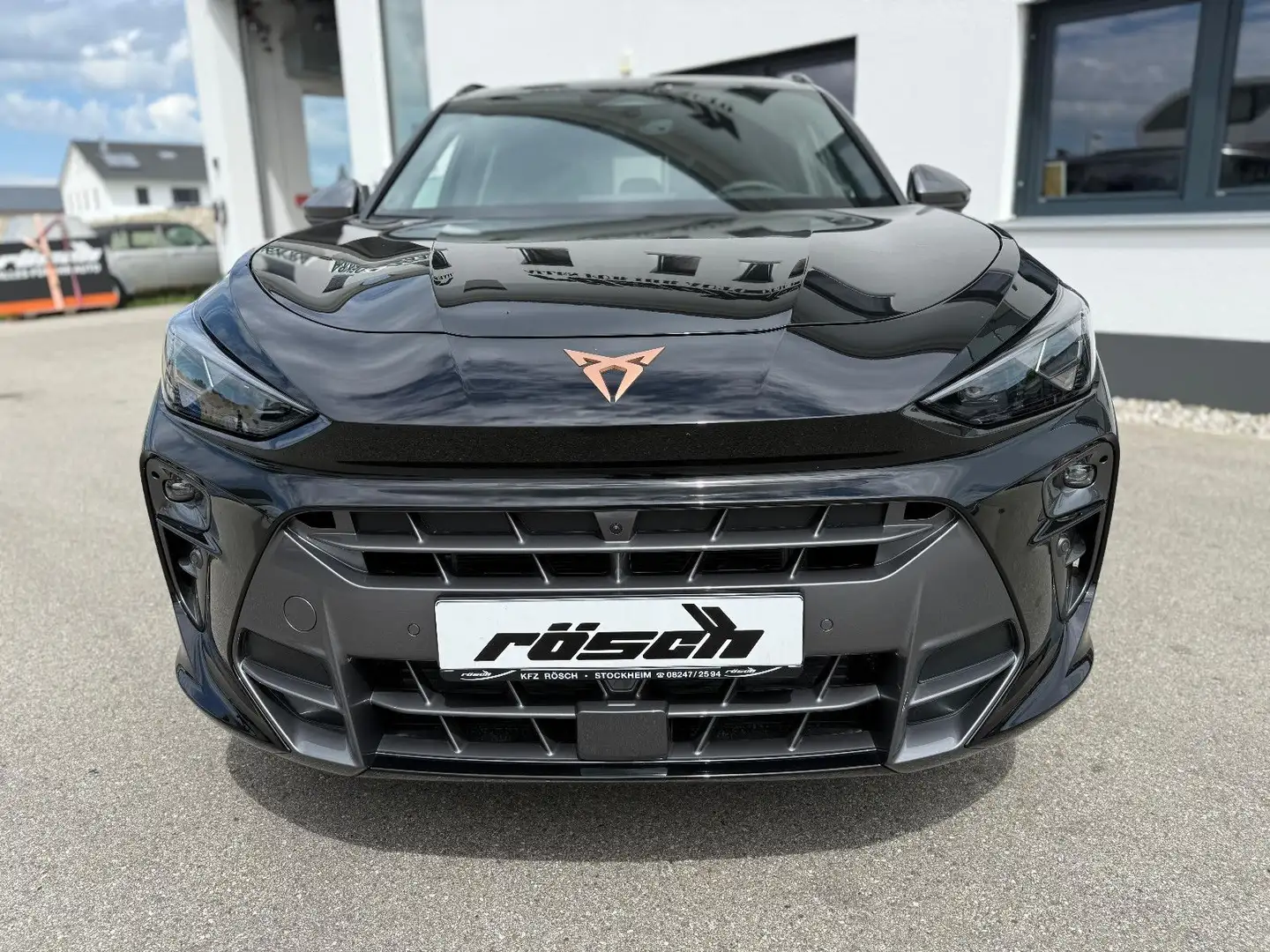 CUPRA Terramar 2.0 TSI 195 kW 4Drive VZ AMBI APPLE Schwarz - 2