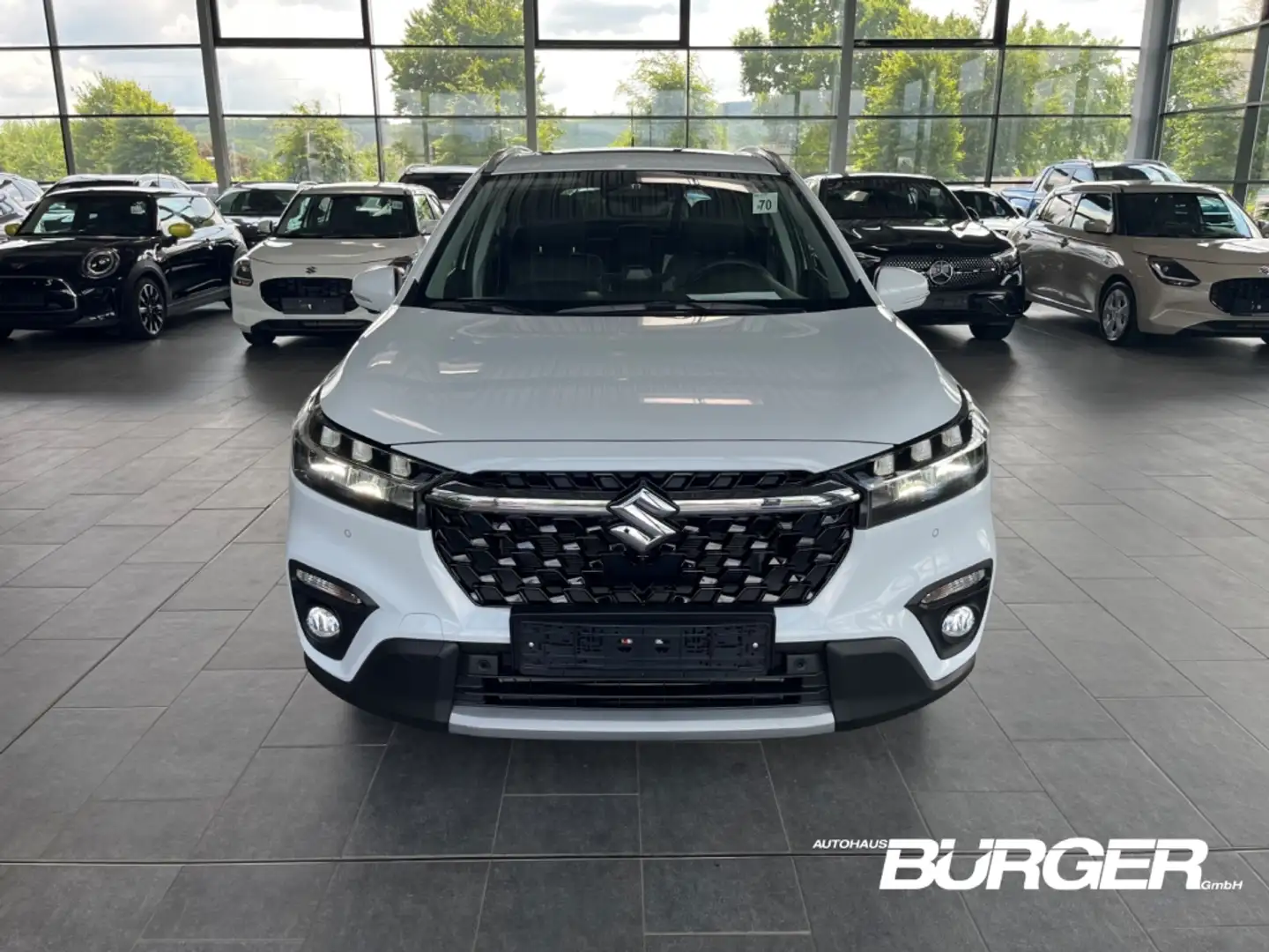 Suzuki SX4 S-Cross Comfort+ Schiebedach AHK Navi 360 Kamera LED Apple Blanco - 2