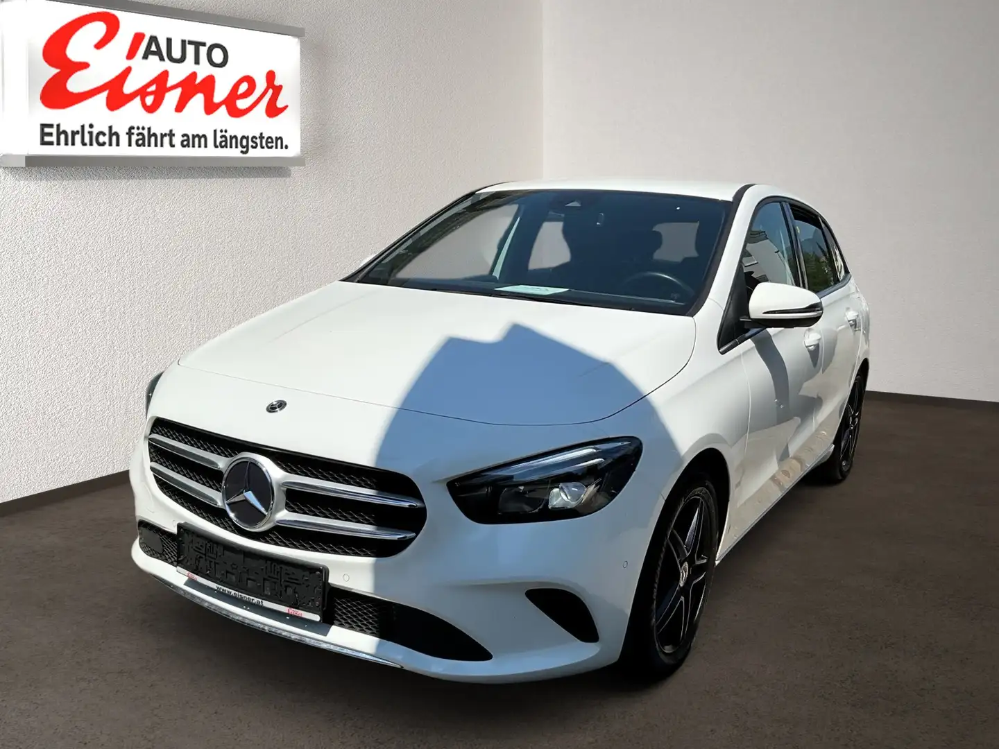 Mercedes-Benz B 180 d Style AUT Kam. KeyLess KlimaA LED LM SHZ Weiß - 2