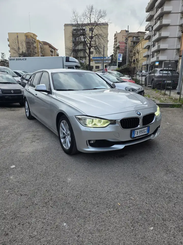 BMW 318tds Touring, foto 2
