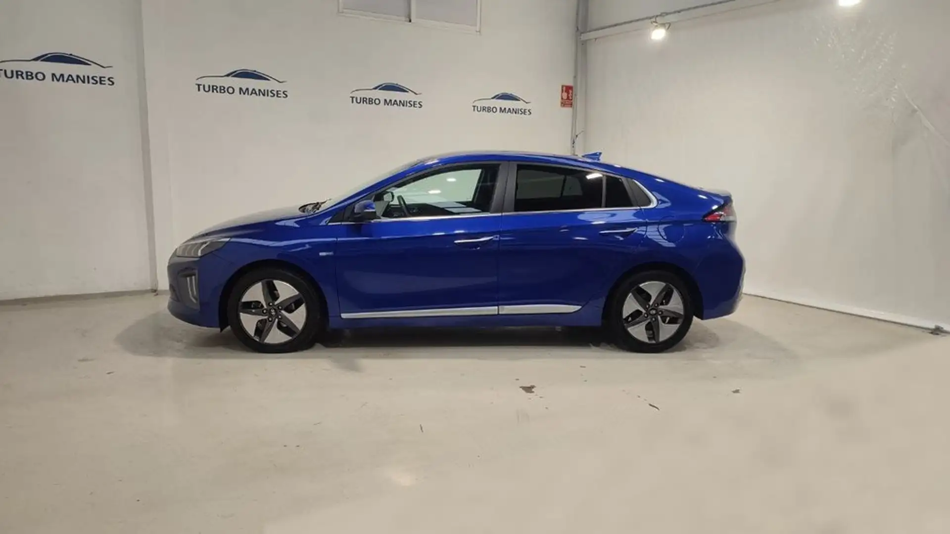 Hyundai IONIQ 1.6 GDI HEV Tecno DCT Azul - 2