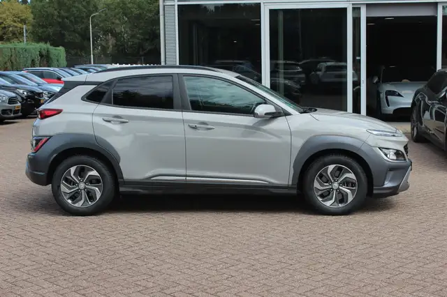 Hyundai Kona view 5