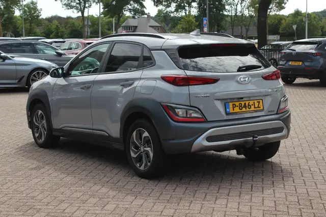 Hyundai Kona view 3
