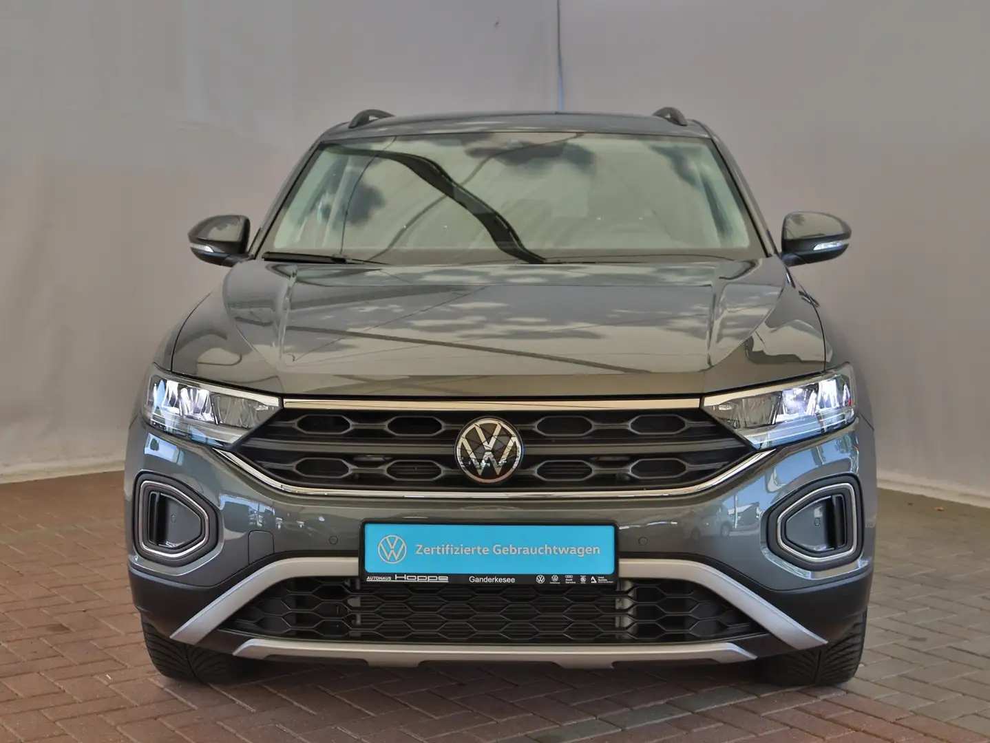 Volkswagen T-Roc Move 1.5 l TSI DSG+RFK+STDHZG+NAVI+LED Grau - 2