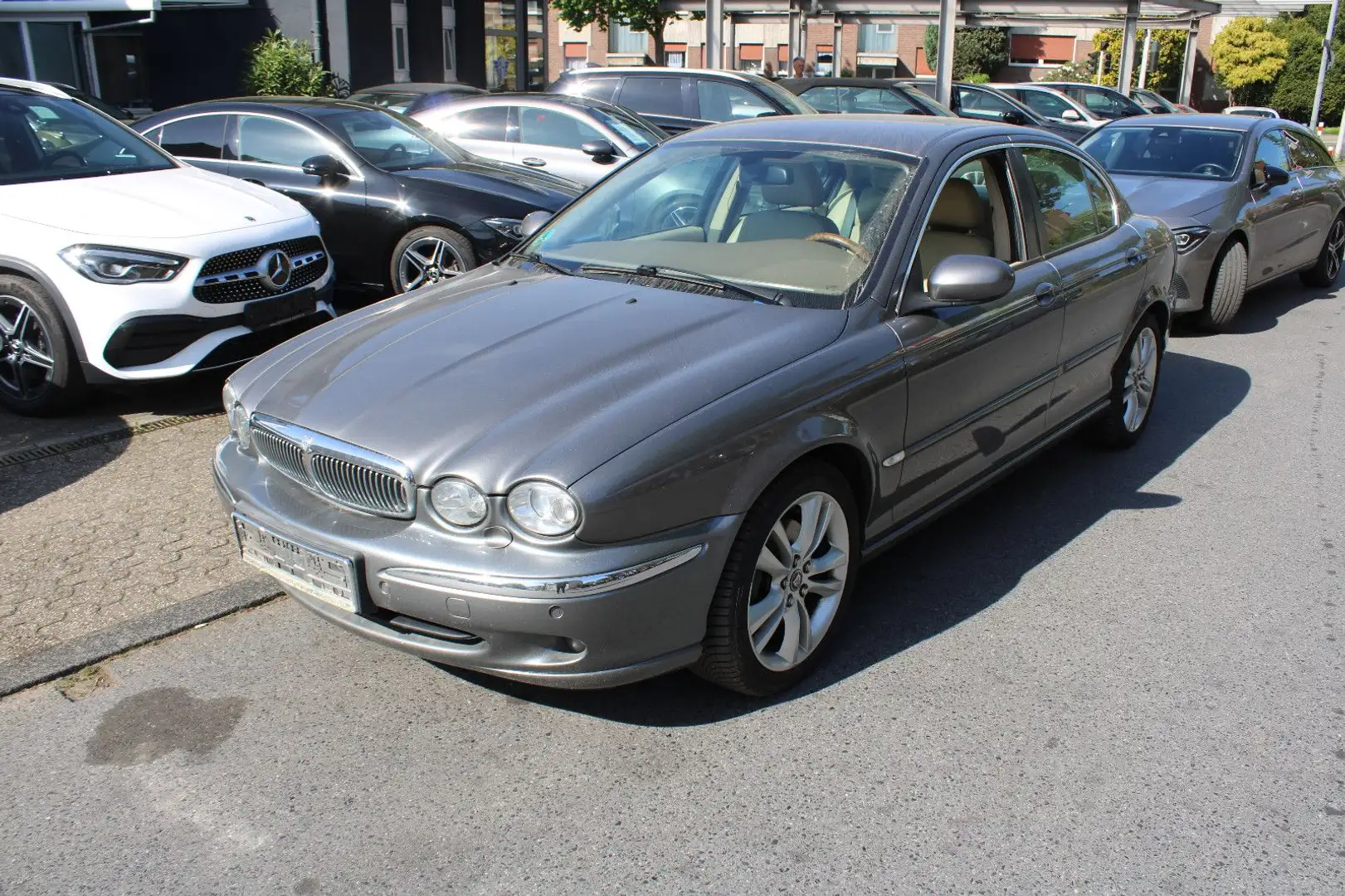 Jaguar X-Type 3.0 V6 Executive*LEDER*NAVI*AUTOMATIK*TOP Szürke - 1