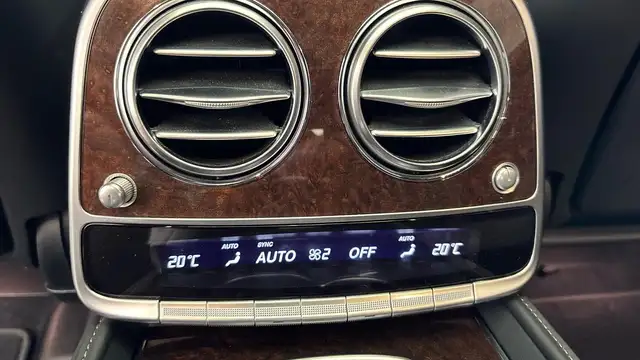 Mercedes-Benz S Class view 11