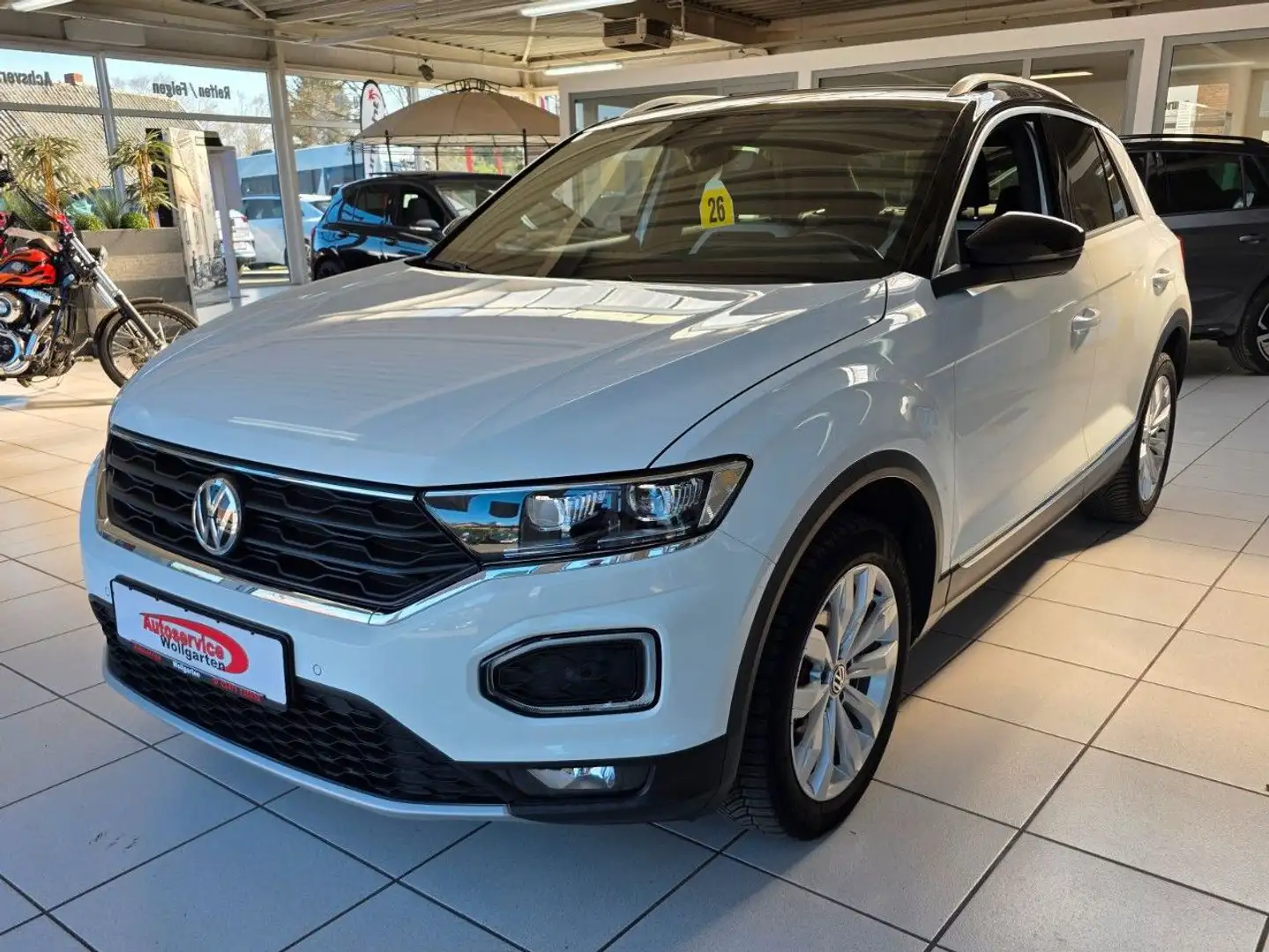 Volkswagen T-Roc Sport 2.0 TSI 4Motion DSG Navi LED AHK ACC Weiß - 1