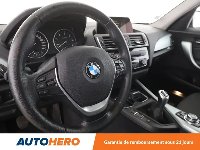 BMW 1 Series view 11