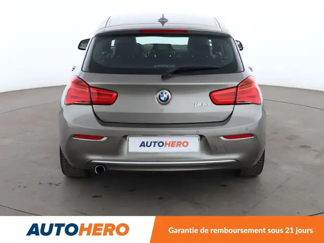 BMW 1 Series view 5