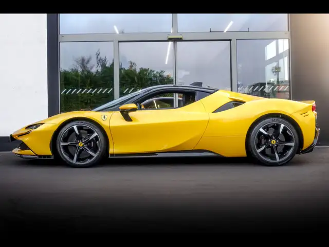 Ferrari SF90 Stradale view 2