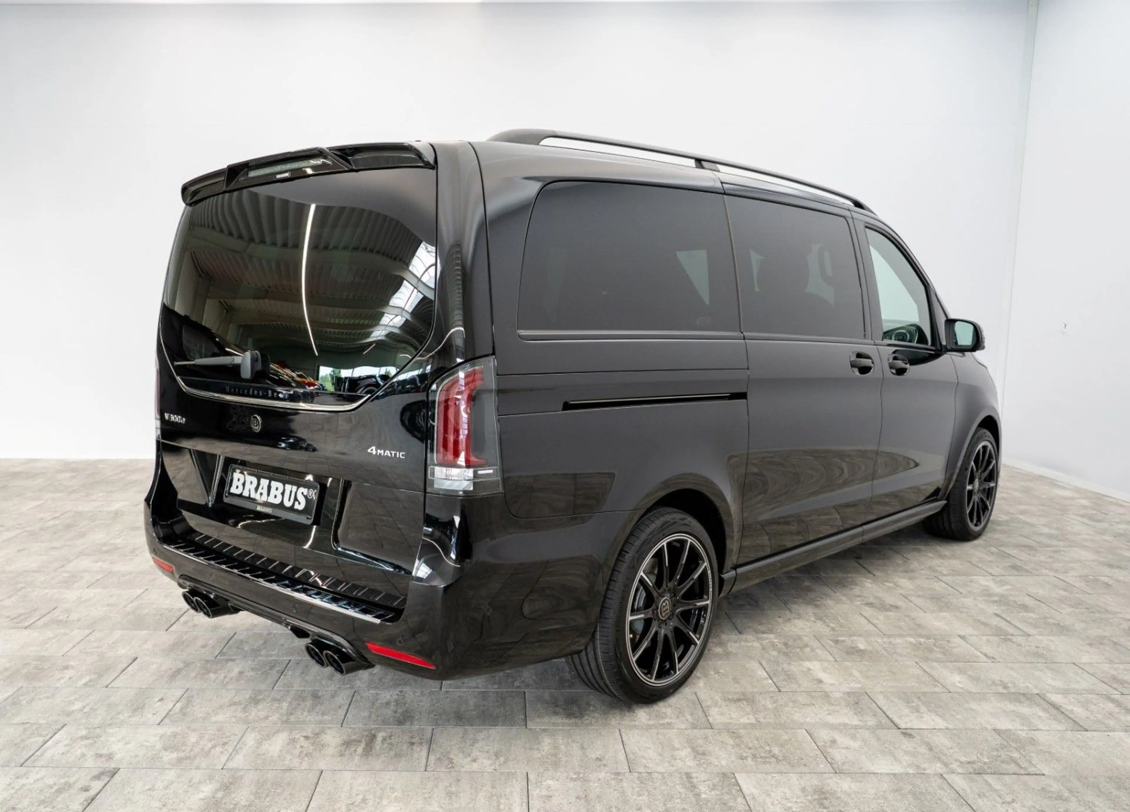 Mercedes-Benz V 300 d EXCLUSIVE BRABUS 4Matic lang °VIP Seats° — photo 6