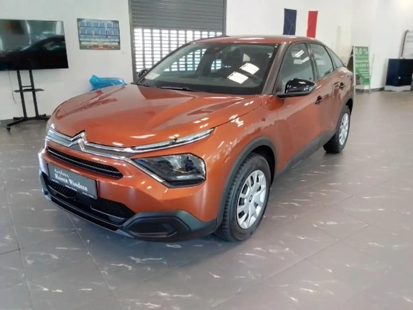 Citroen C4 PureTech 100 Stop&Start LIVE Orange - 1