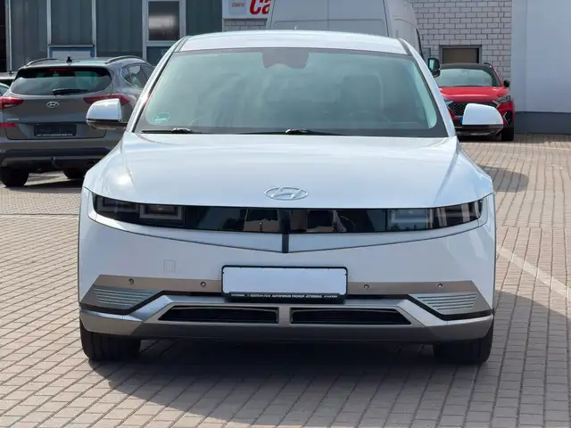 Hyundai Ioniq 5 view 15