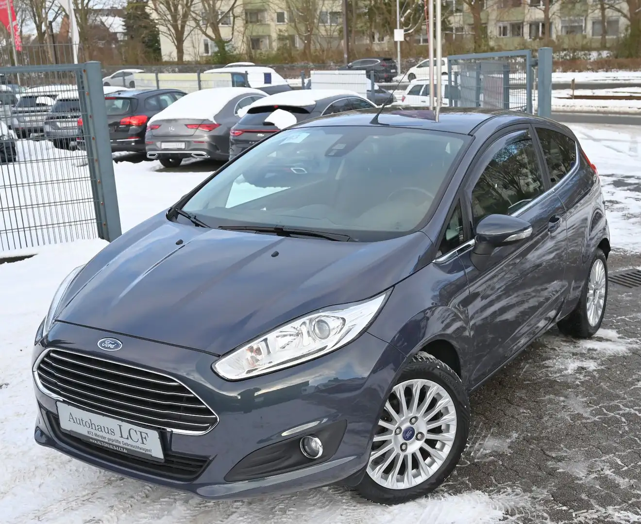 Ford Fiesta 1.0 EcoBoost Titanium 57tkm PDC 1.Hd Gris - 2