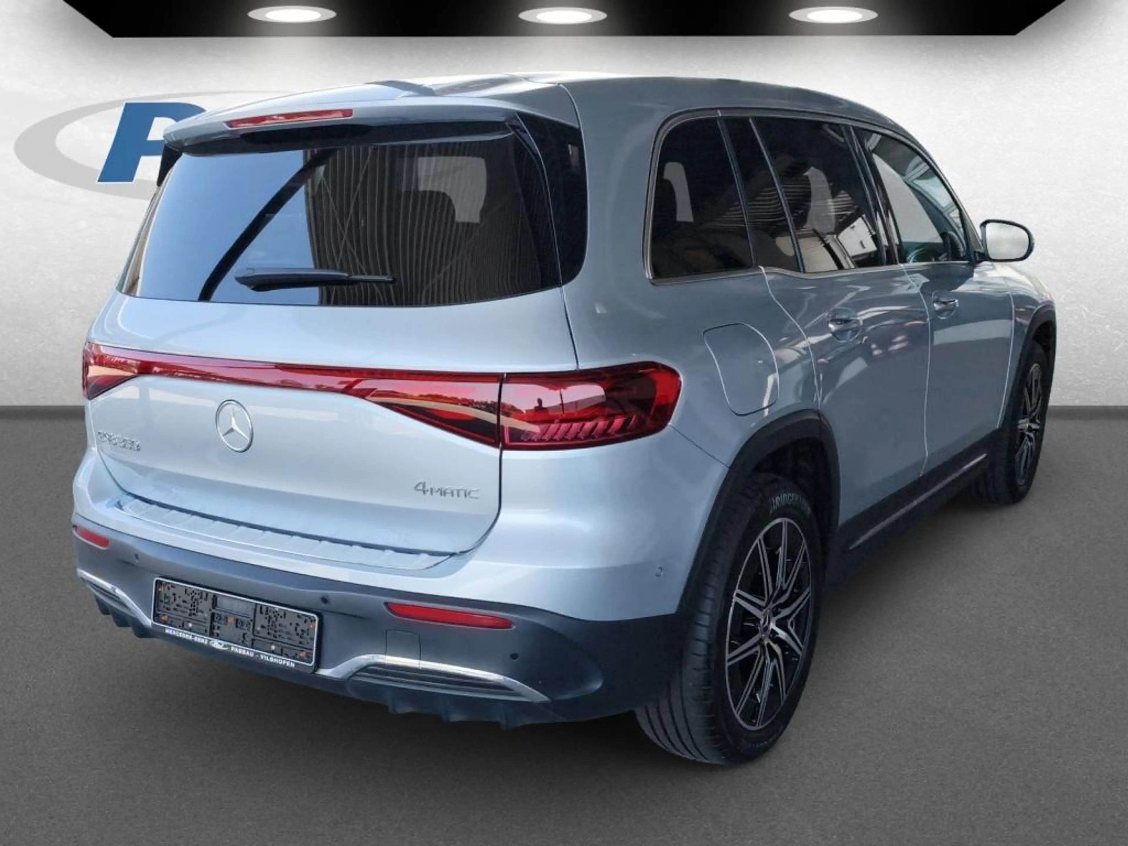 Mercedes-Benz EQB 350 4MATIC 360 ACC AHK AUT HUD Kam. KeyLess — photo 6