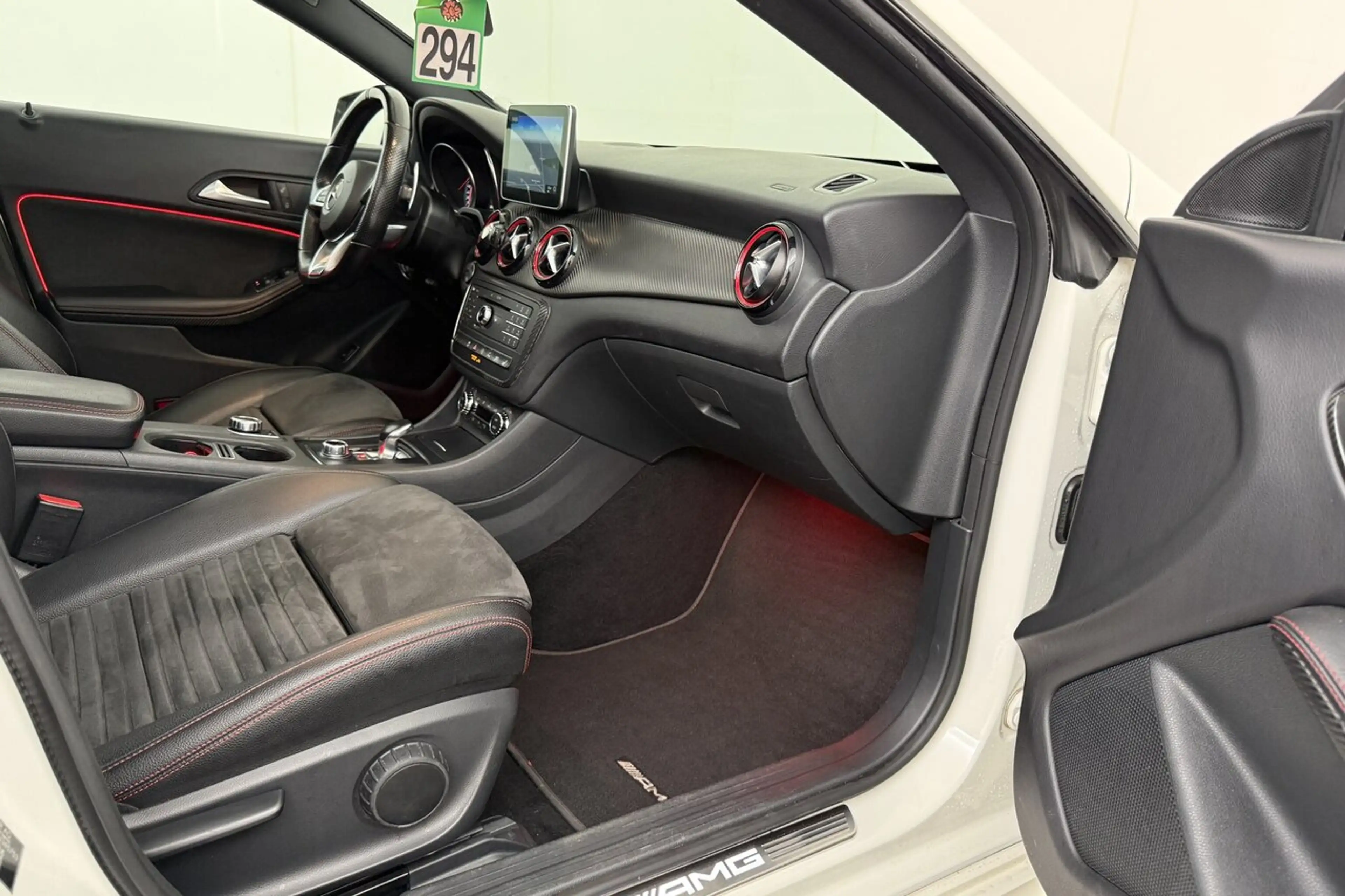 Mercedes-Benz CLA 45 AMG AMG - CARPLAY — photo 13
