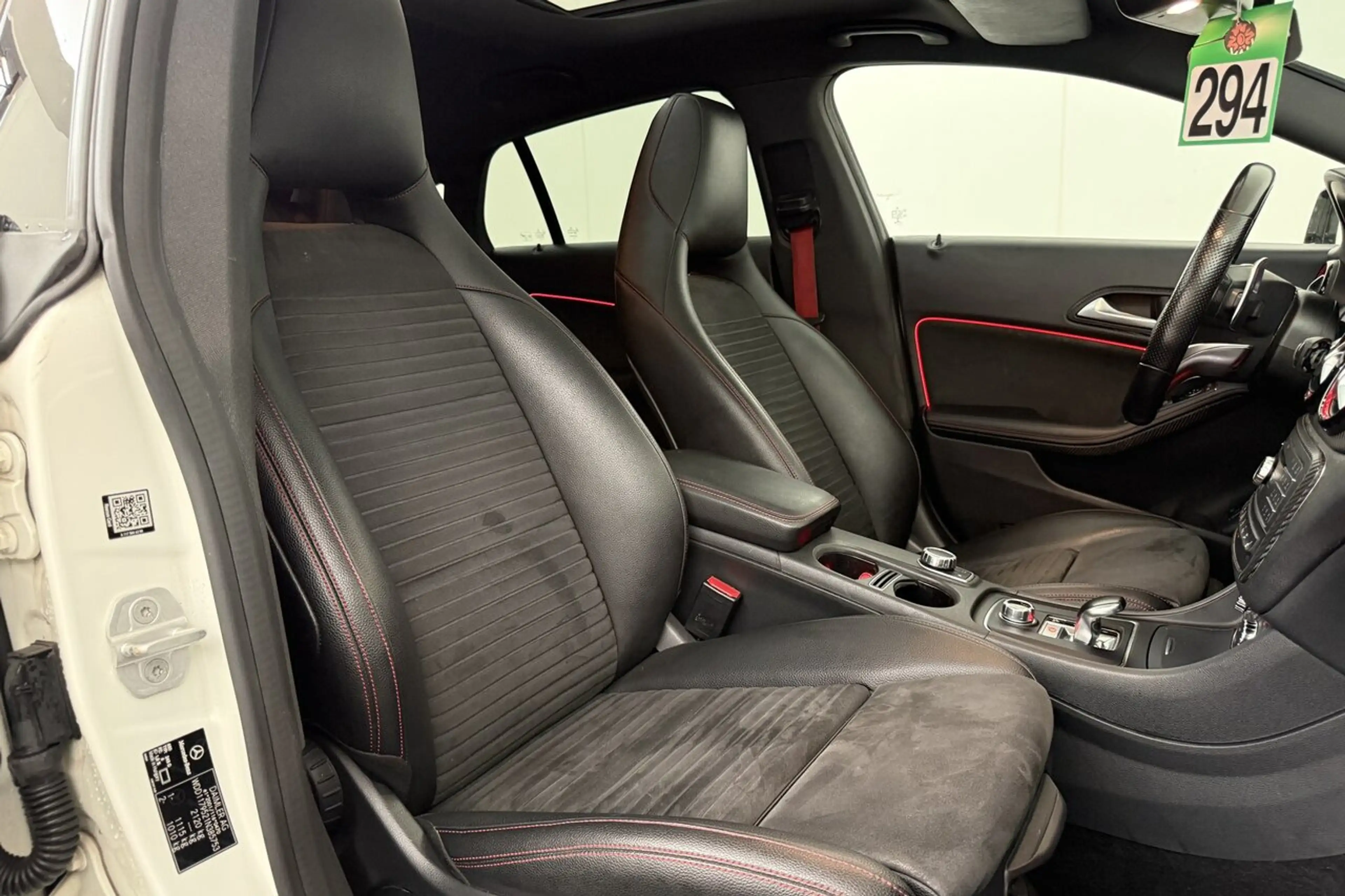 Mercedes-Benz CLA 45 AMG AMG - CARPLAY — photo 14