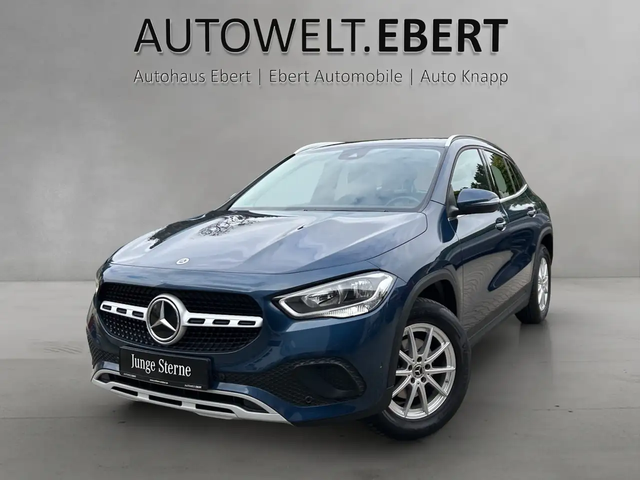 Mercedes-Benz GLA 7G Kamera Totwinkel AHK AppleCarPlay SHZ