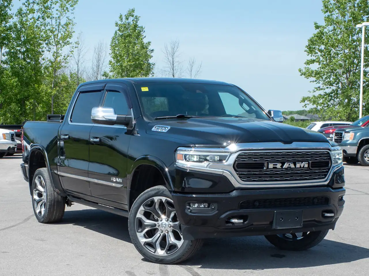 RAM 1500 снимка RAM 1500