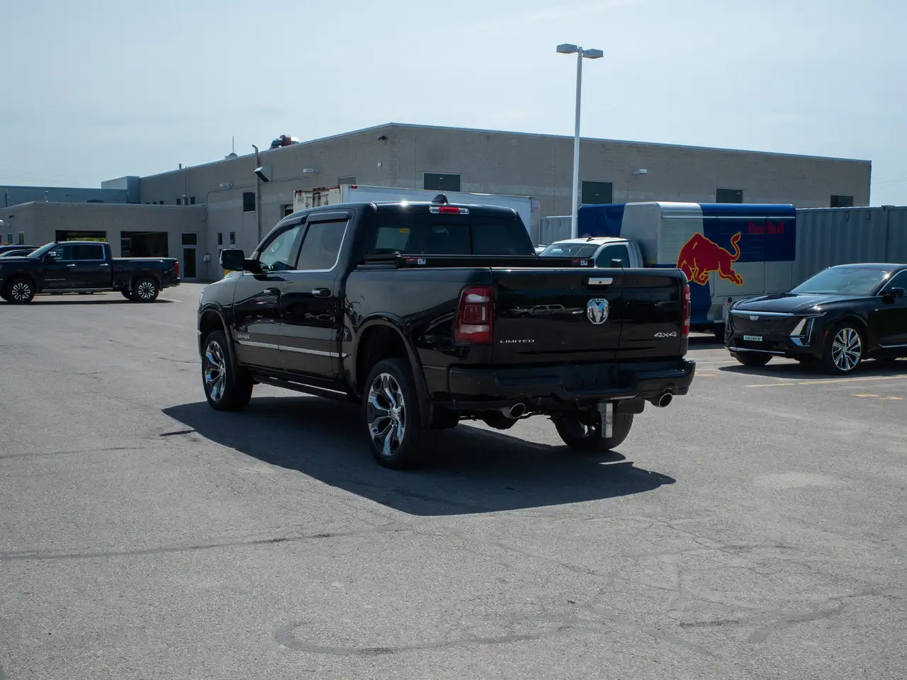 RAM 1500 снимка RAM 1500