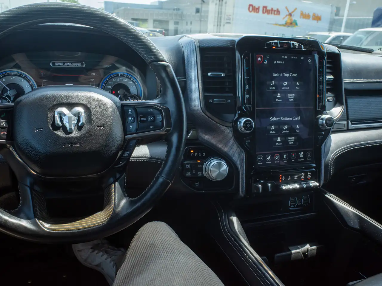 RAM 1500 снимка RAM 1500