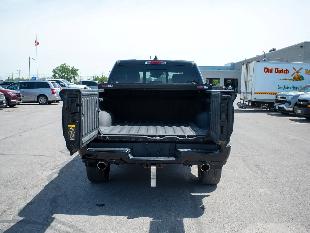 RAM 1500 снимка RAM 1500