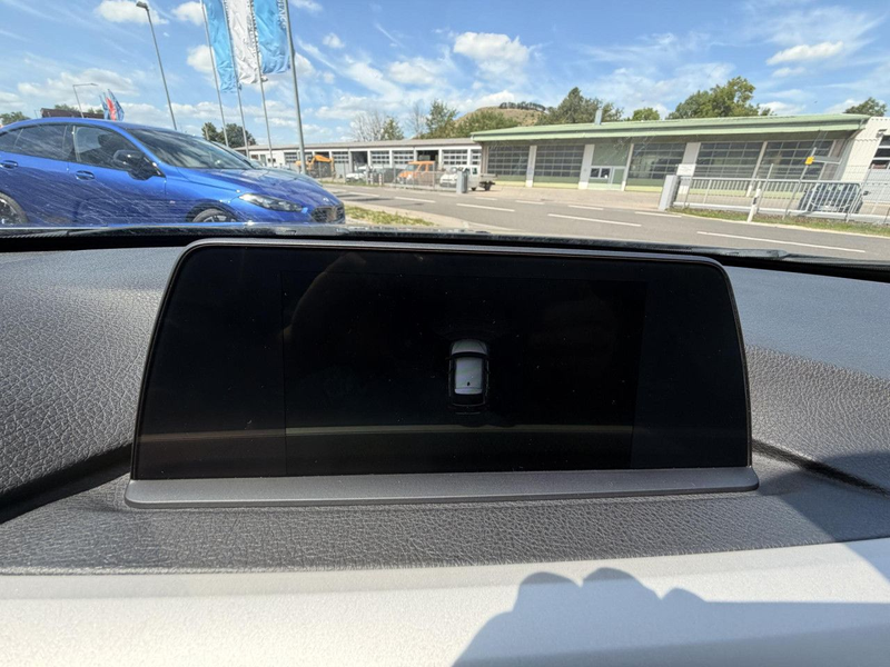 BMW 320 Verkauf nur an Gewerbe i Tour. Leder Navi PDC — photo 13