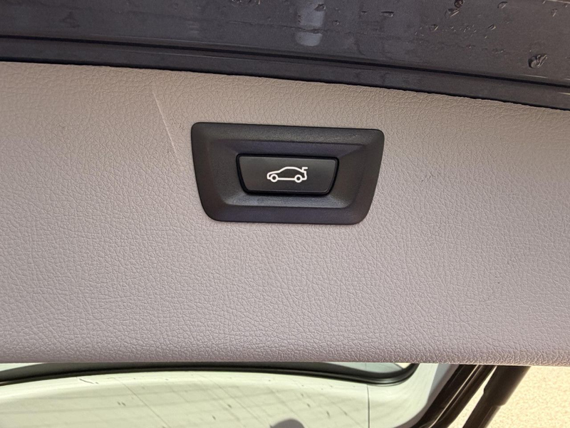 BMW 320 Verkauf nur an Gewerbe i Tour. Leder Navi PDC — photo 11