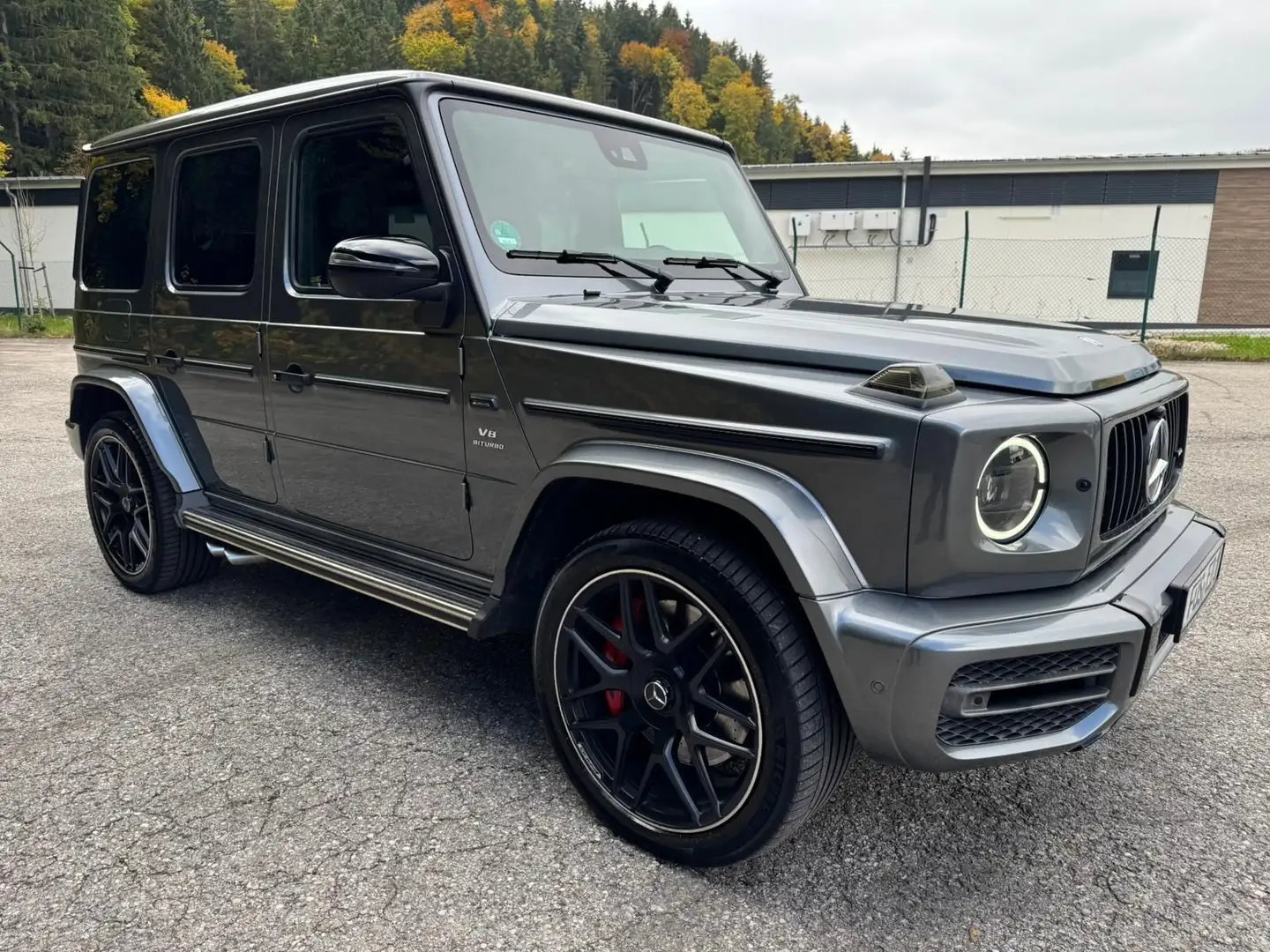 Mercedes-Benz G 63 AMG NAVI/ACC/LED/AHK Grau - 1