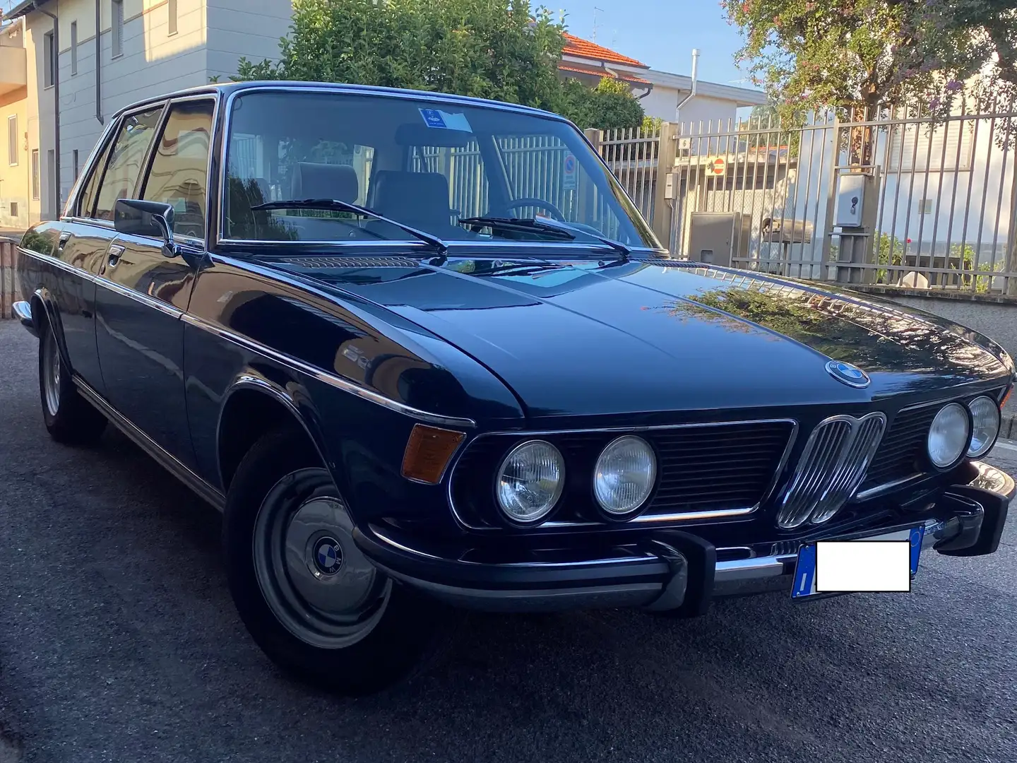 BMW E3 3.0si Blau Atlantik Limousine Azul - 2