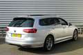 Volkswagen Passat Variant 1.5 TSI 150pk Highline R-Line DSG Panoramadak NL-A Grijs - thumbnail 5