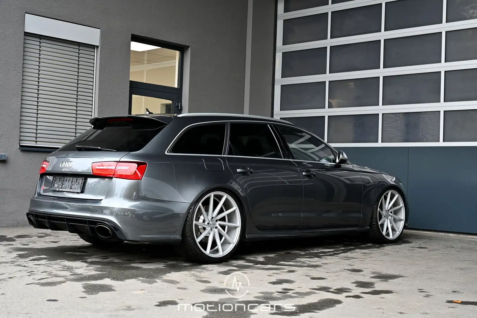 Audi RS6 Avant EXP € 42.480,- Silber - 2