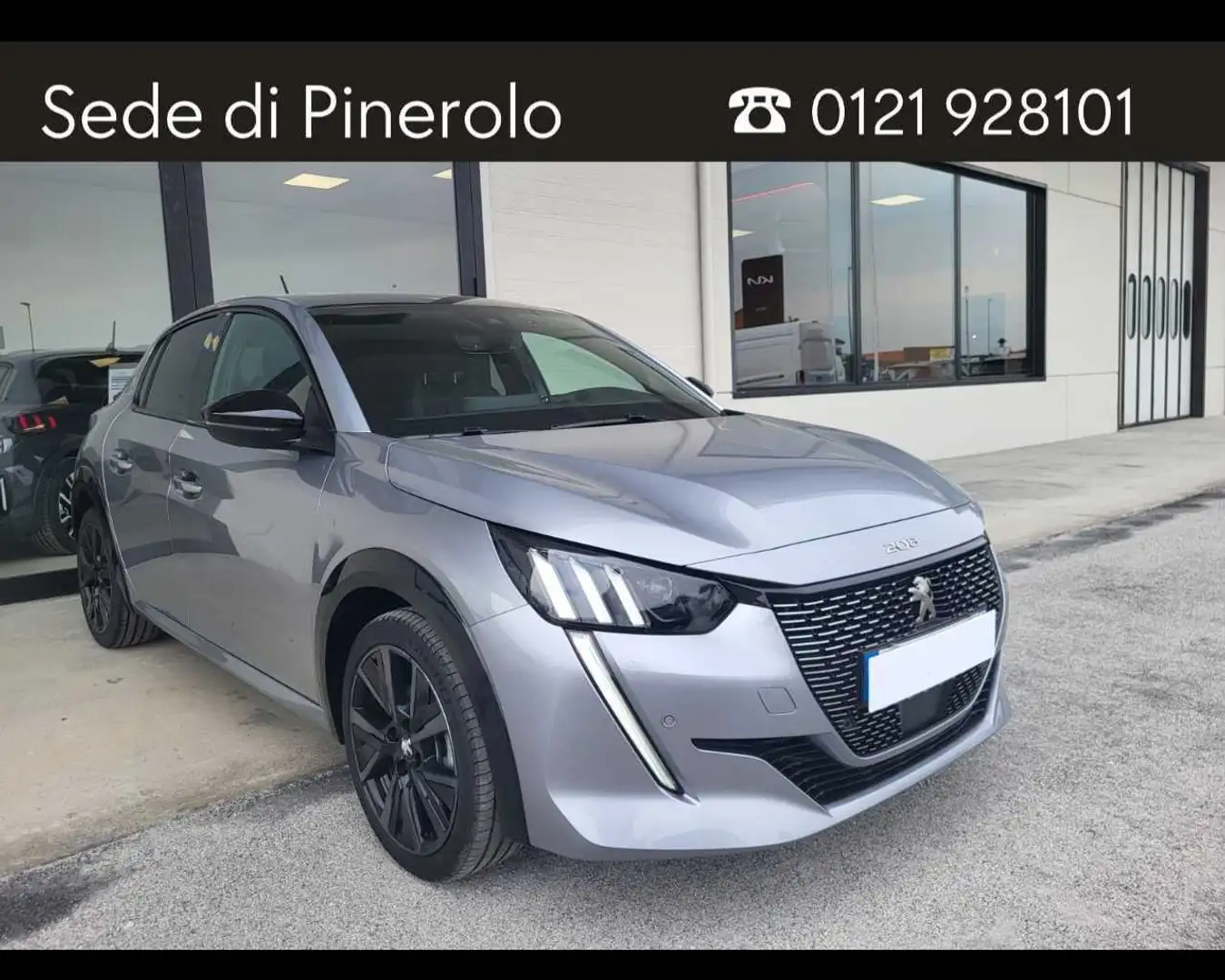 Peugeot 208 5 Porte 1.2 PureTech GT Argent - 1