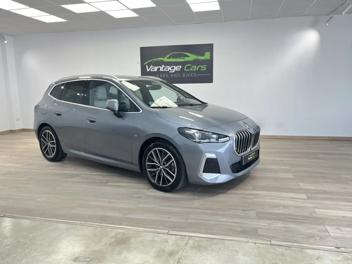 BMW 220 220iA Active Tourer 125kW M Sport Gris - 1