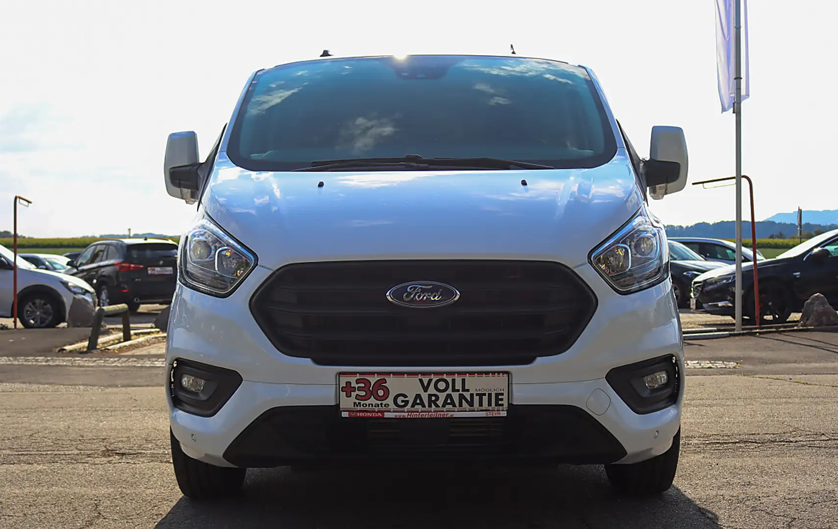 Ford Transit Custom L2H1 netto 15.800.- NAVI KAMERA AHV WINTERPAKET Weiß - 2