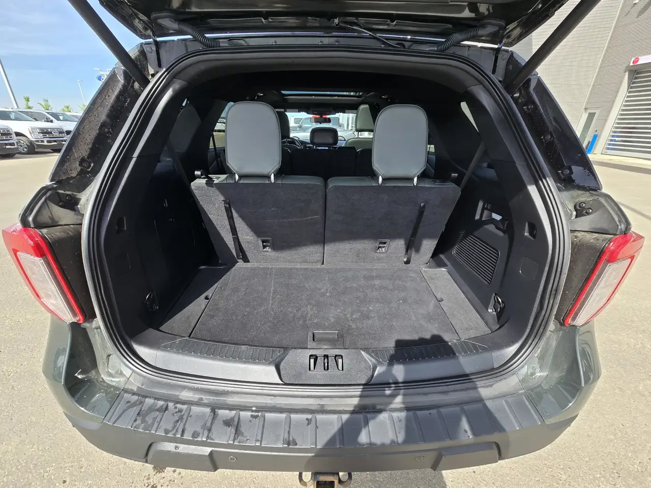Ford Explorer снимка Ford Explorer